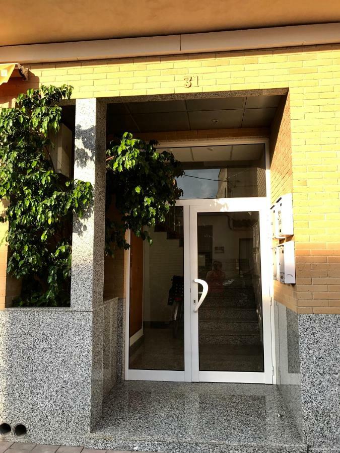 Apartamentos En Дельтебре Экстерьер фото
